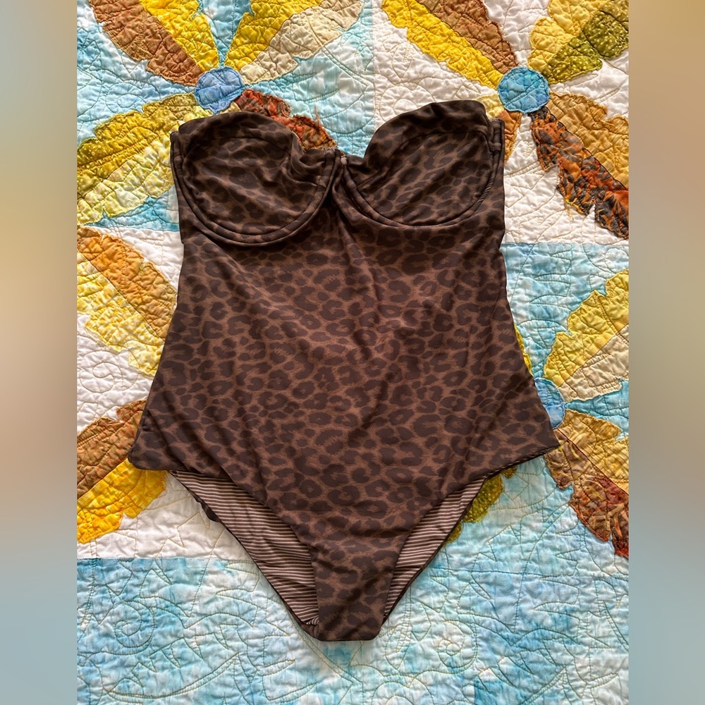 Acacia One Piece for sale